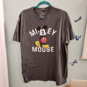 Distressed Mickey Mouse tshirtMen's XL